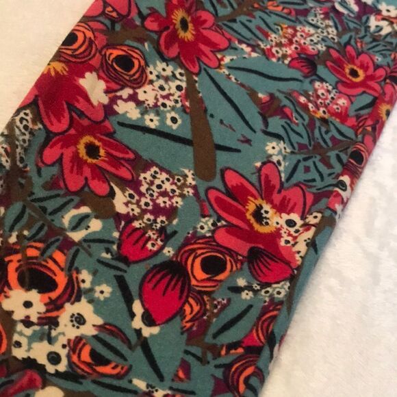 LuLaRoe Floral Print Leggings - One Size - Picture 5 of 7